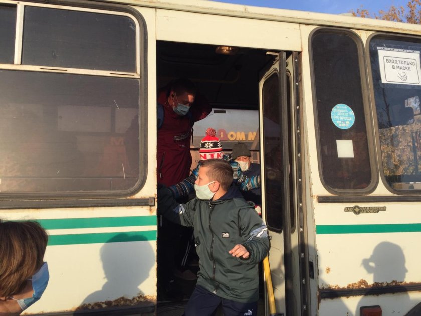 Высадили ребенка из автобуса