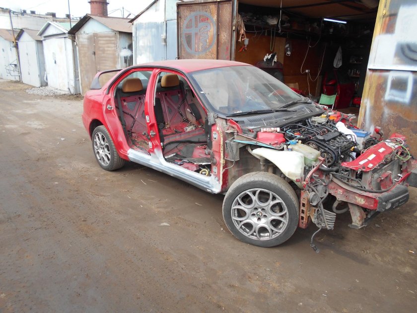 Пороги Альфа Ромео 156