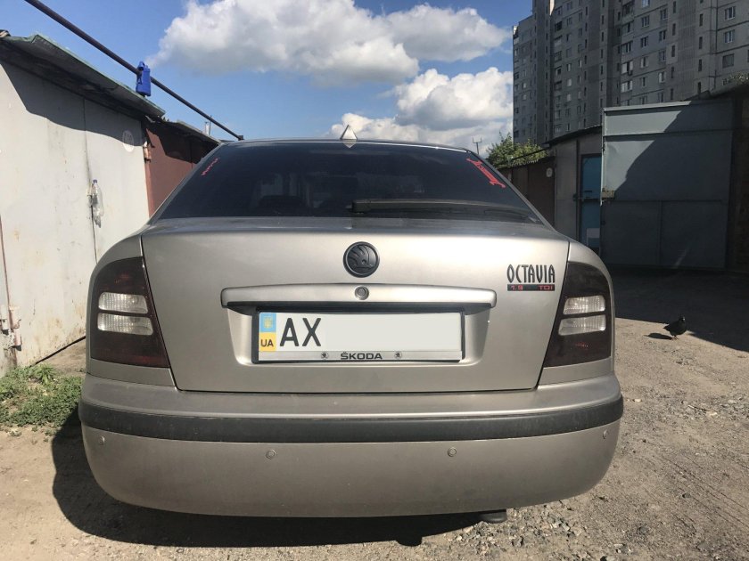 Skoda Octavia a5 шильдик
