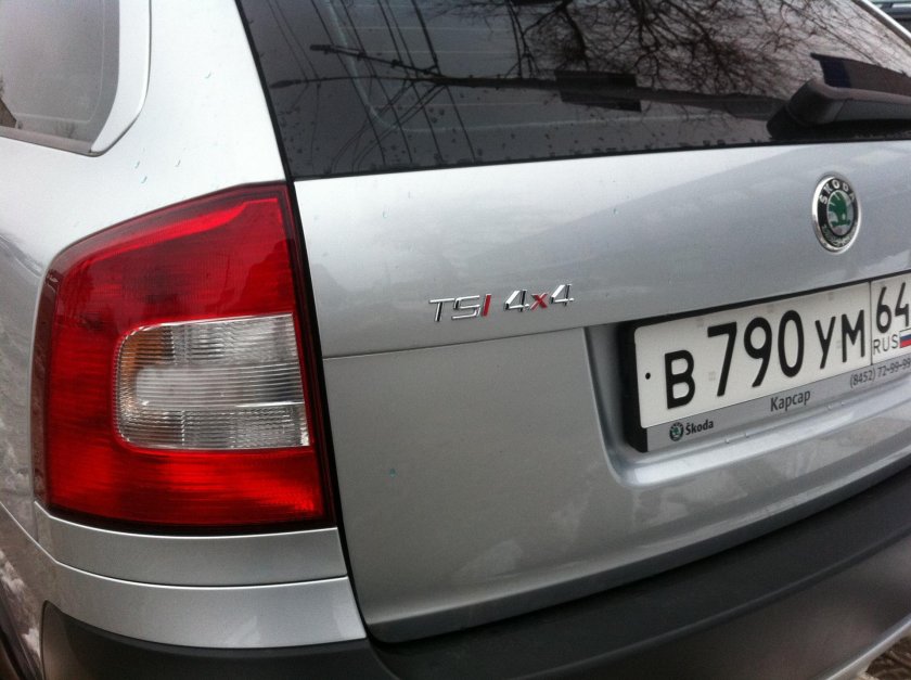 Шильдик TSI Octavia a7