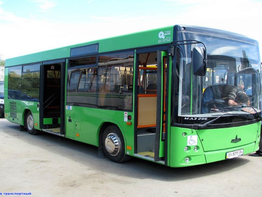 МАЗ 206047