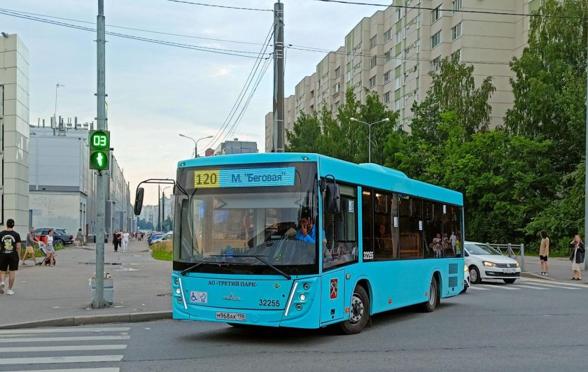 МАЗ 206
