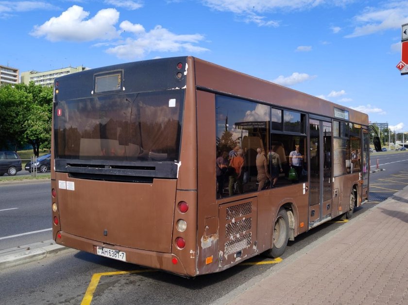 Автобус маз 226063