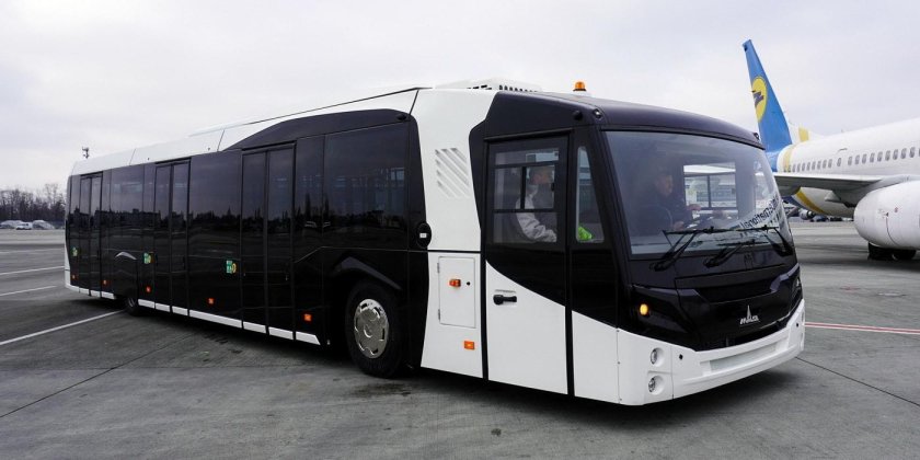 Перронный автобус МАЗ 271