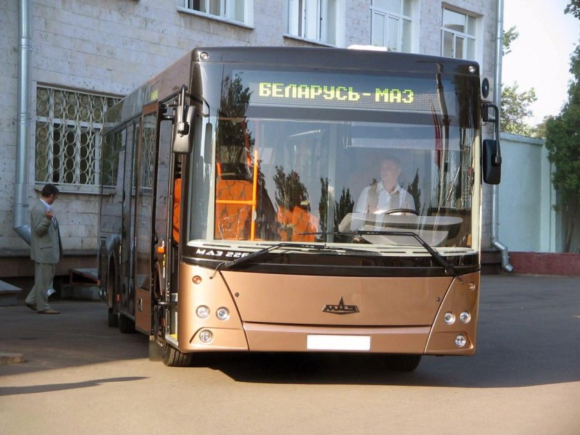 МАЗ 226