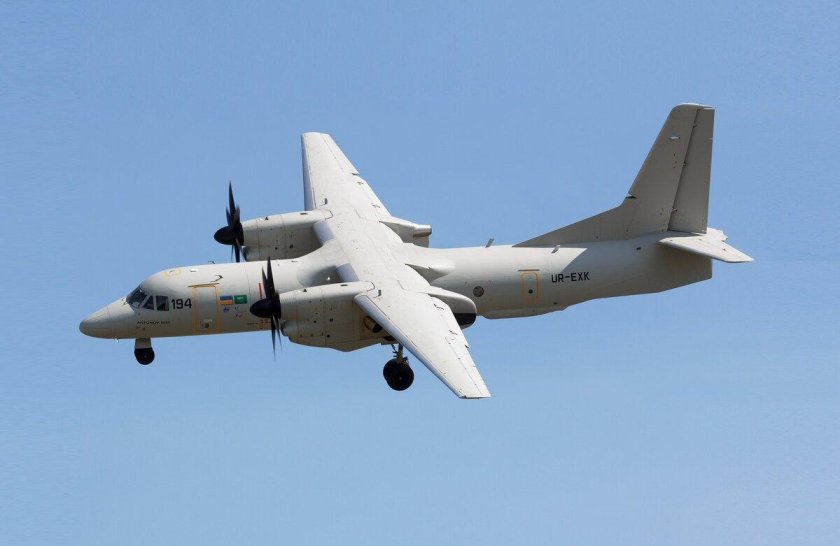 Антонов АН-132d