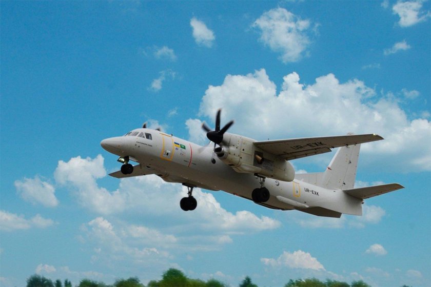 Антонов АН-132d