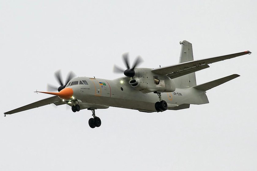 Антонов АН-132d