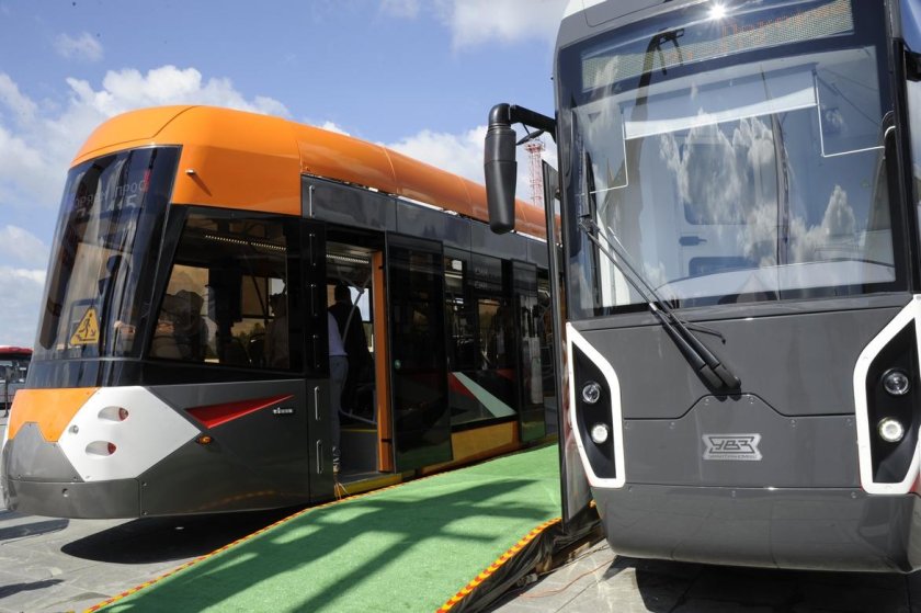 Трамвай УВЗ 71 415