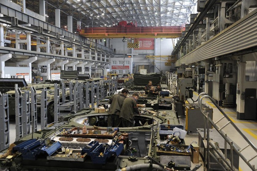 Завод в Нижнем Тагиле Уралвагонзавод