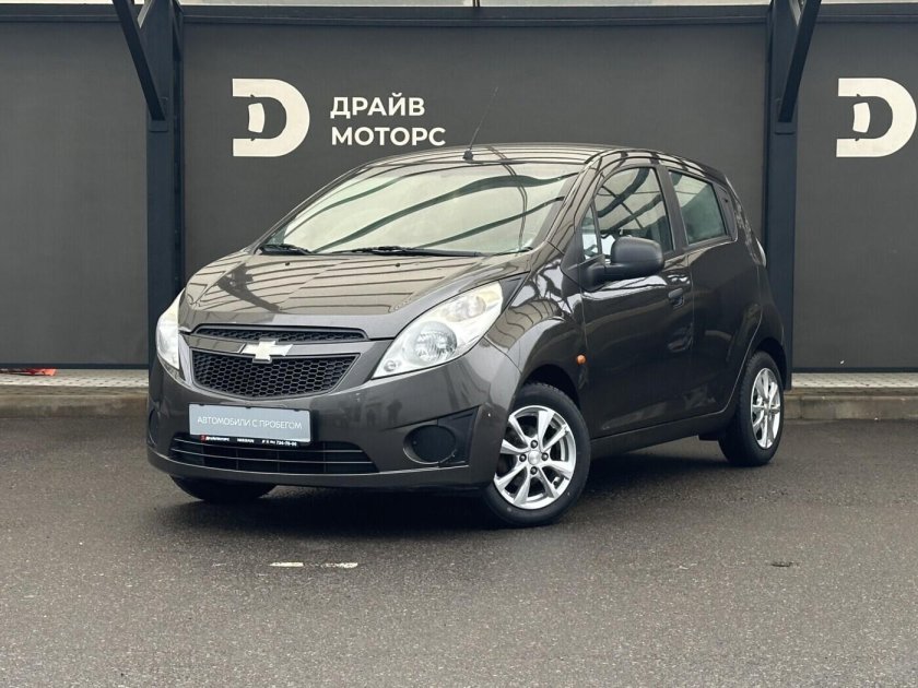 Chevrolet spark m 300