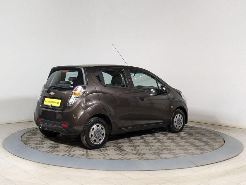 Шевроле spark 2013