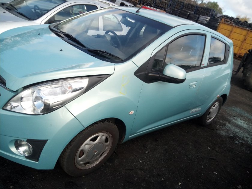 Chevrolet Spark двери