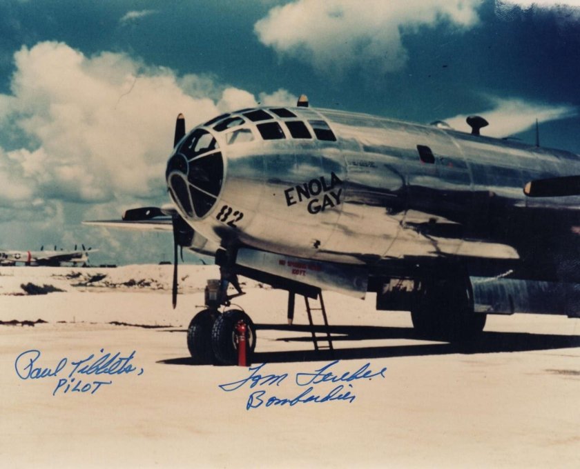 Энола Гейтс самолет