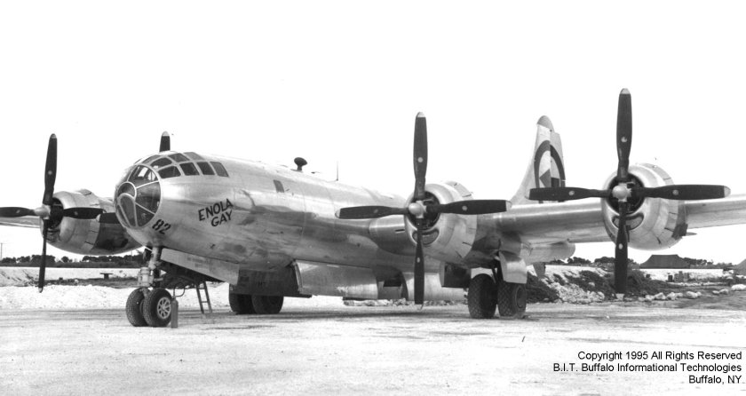 Бомбардировщик в-29 «Enola gay»,