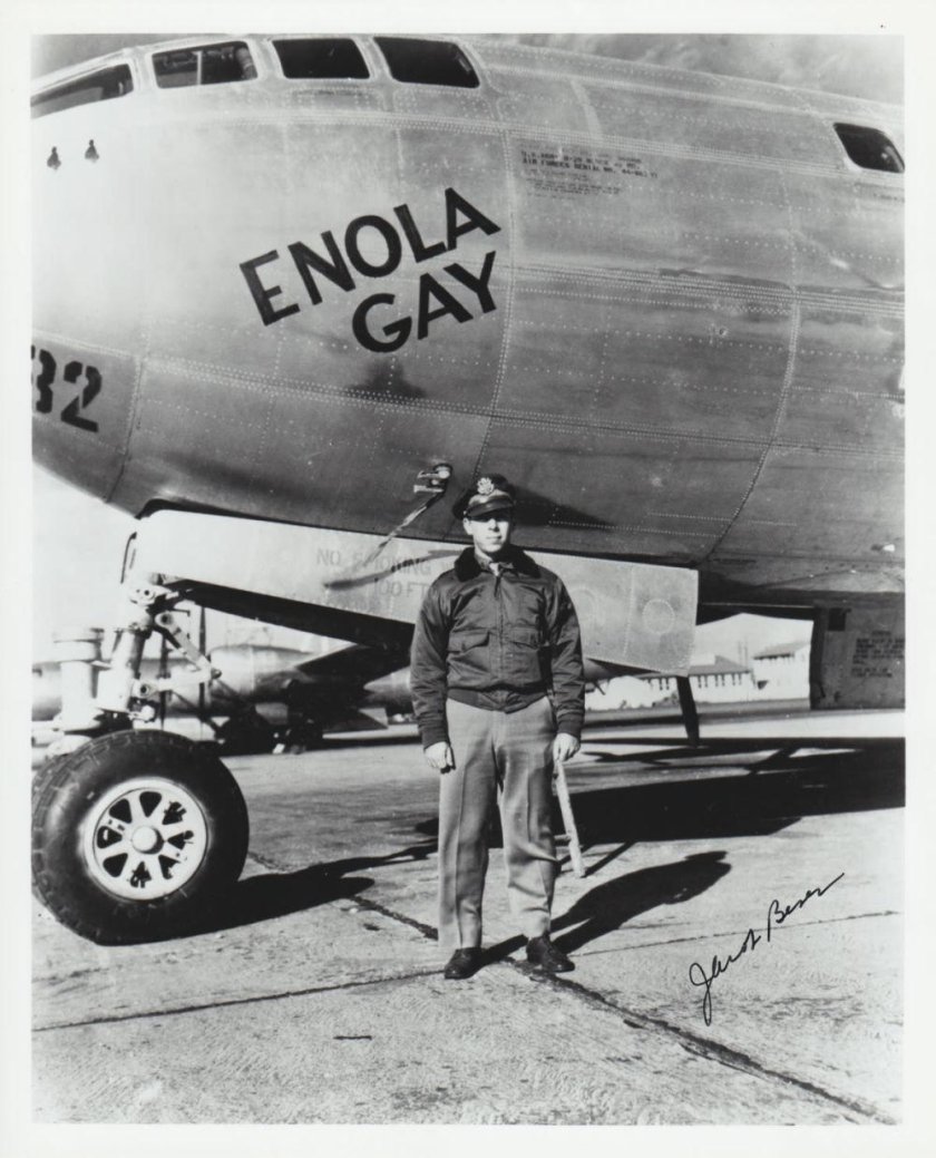 Энола Гейтс самолет