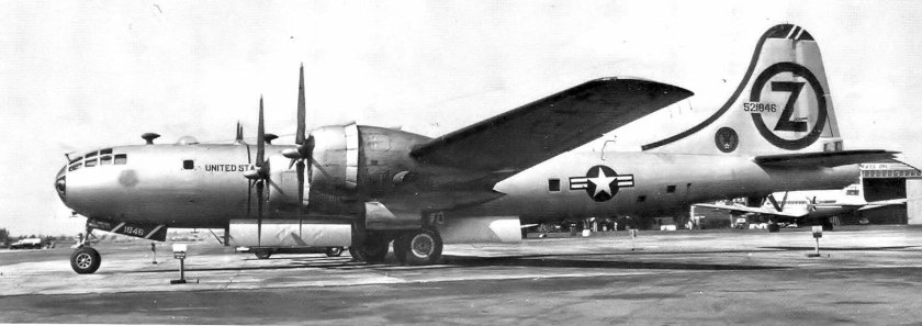 Самолет b-29 Superfortress