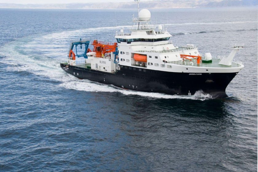 RRS James Cook