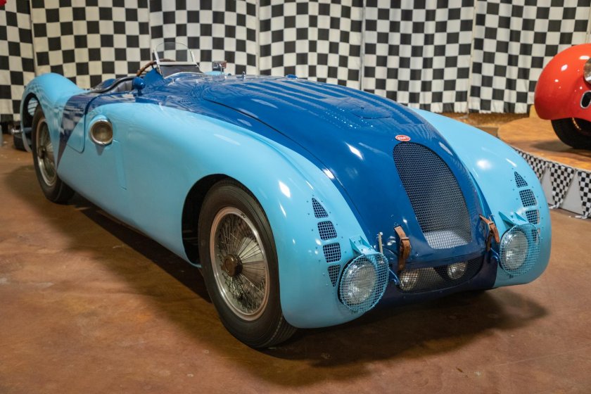 Bugatti type 57g tank