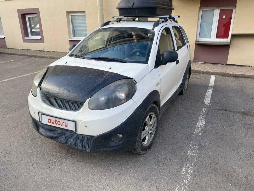 Машина чери индис