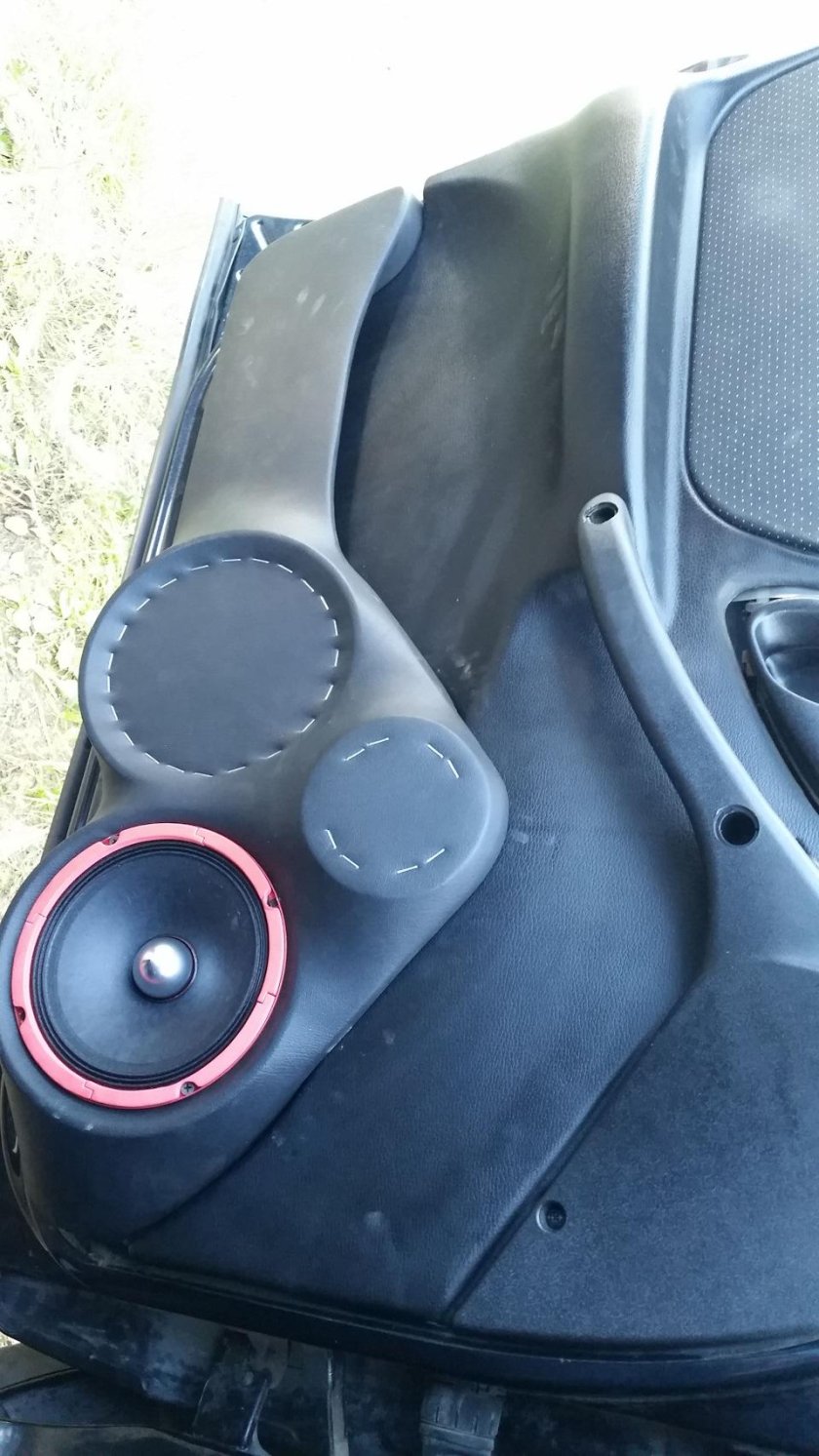 Акустические подиумы 165 Шевроле Нива