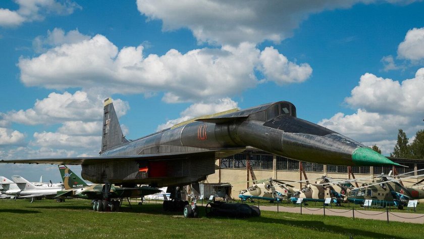 Т-4 сотка самолёт