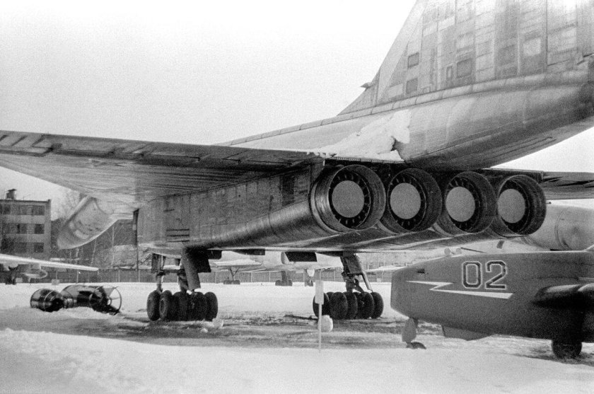 Т-4 сотка самолёт