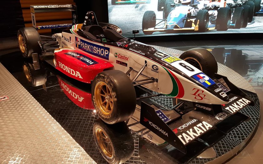 Машина сенны в музее