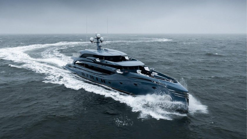 Яхта Royal Huisman