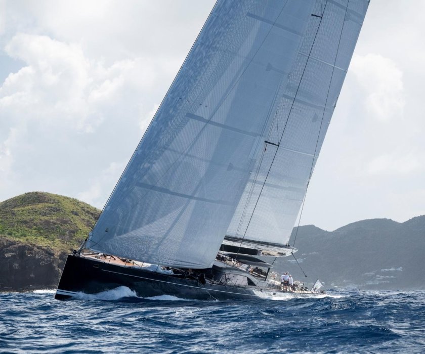 Парусные яхты сван