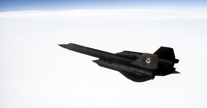 Самолет SR-71 Blackbird