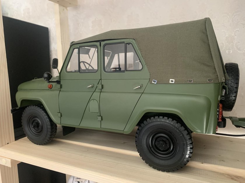 Модель УАЗ 469 1 43