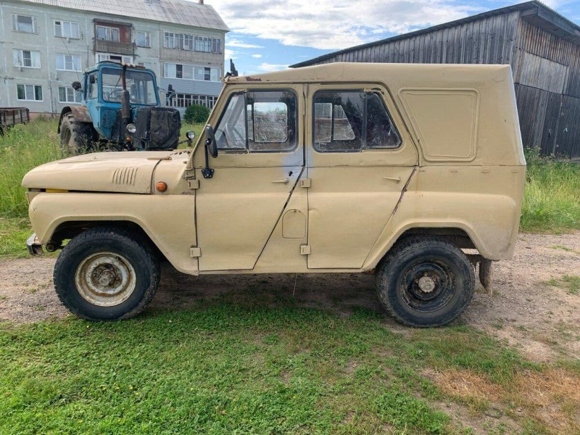 УАЗ 469б