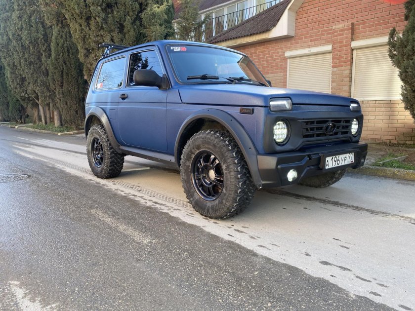 Lada 4x4 Bronto Раптор