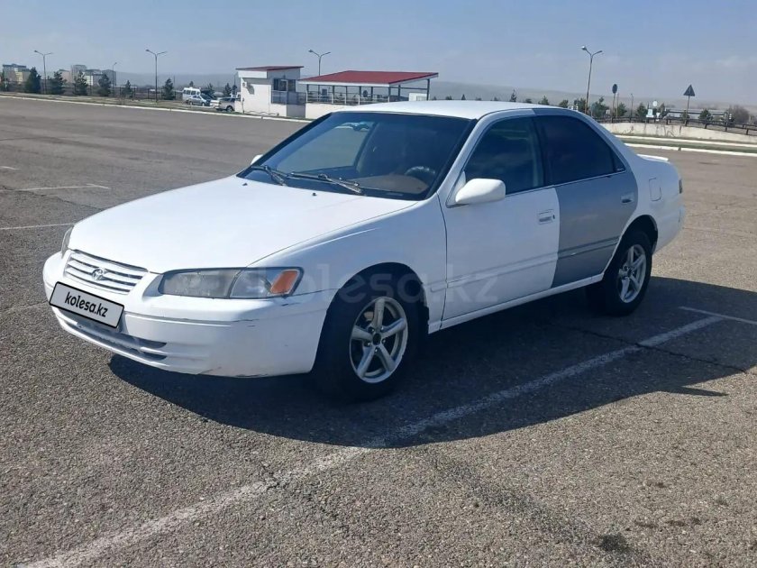 Toyota camry vii (xv50)