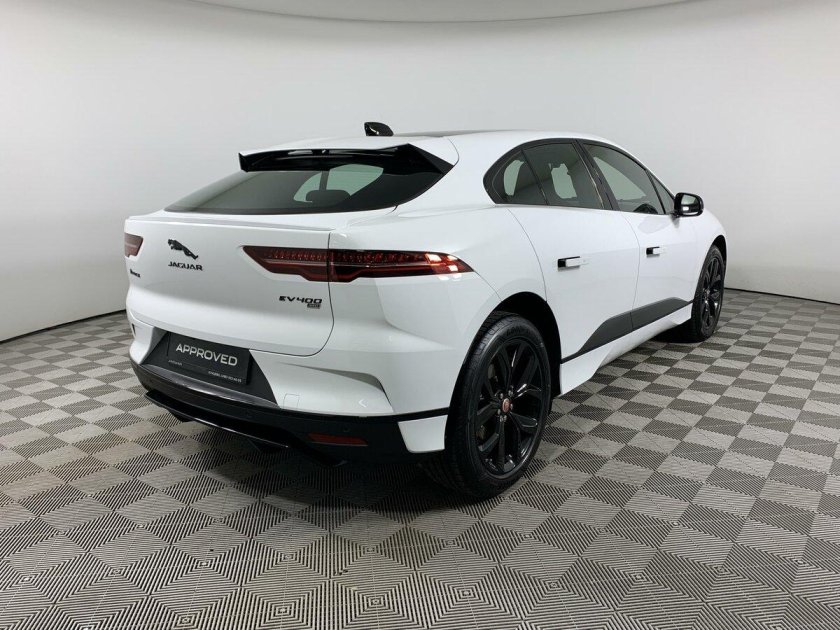 Ягуар ай пейс