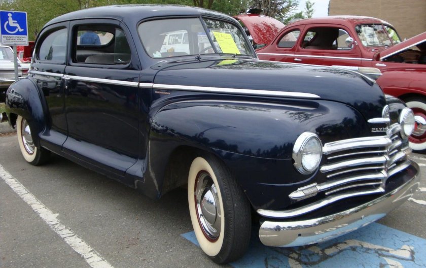 Plymouth Deluxe (1946)
