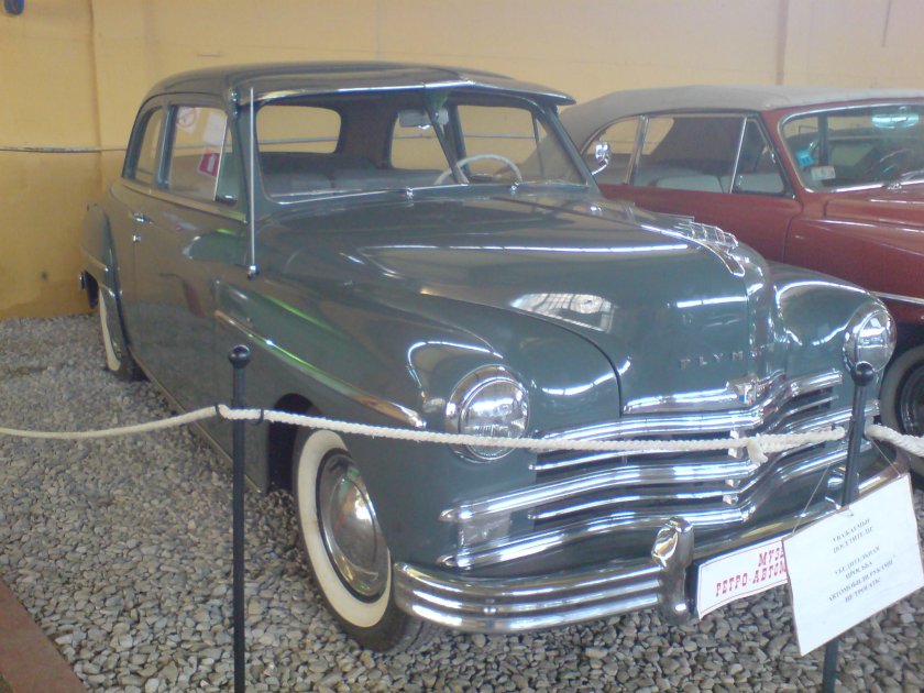 Plymouth de Luxe p-19