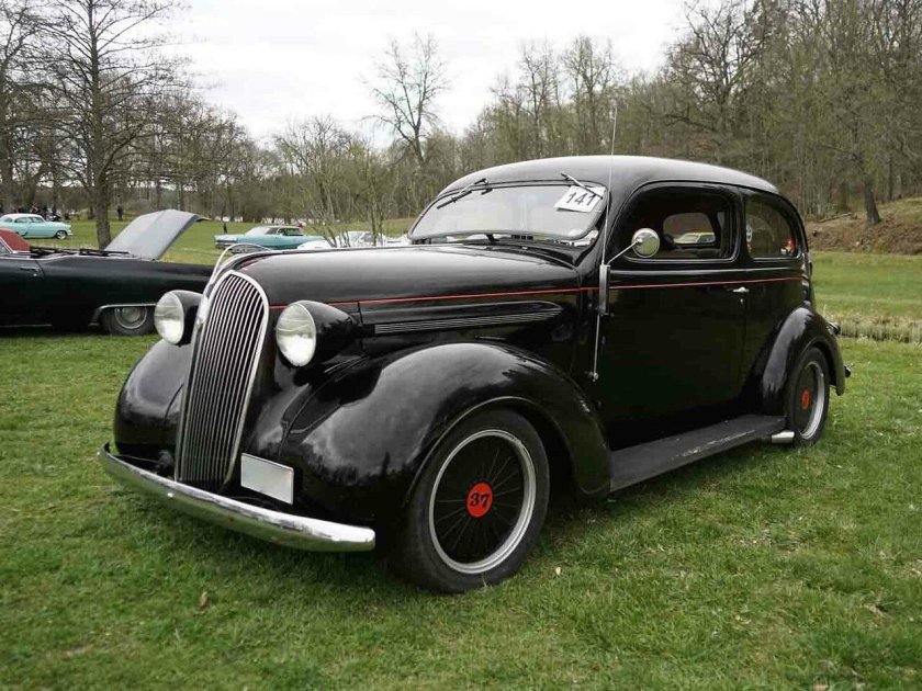 1937 plymouth