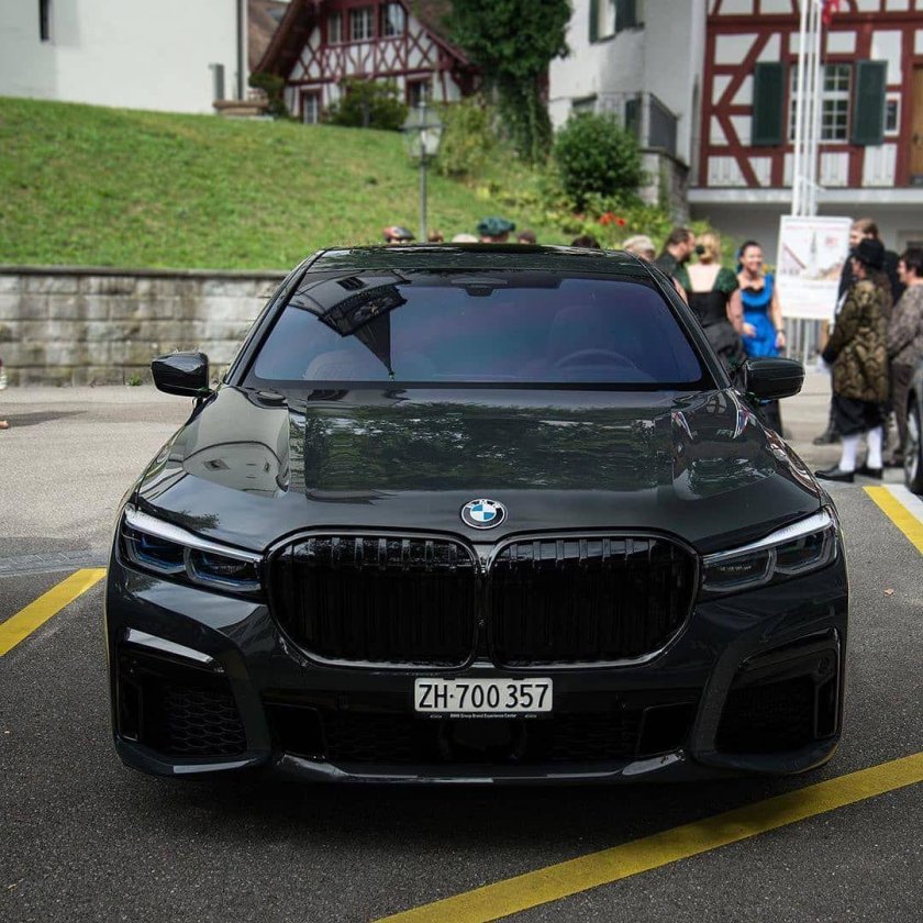 BMW m760li 2020