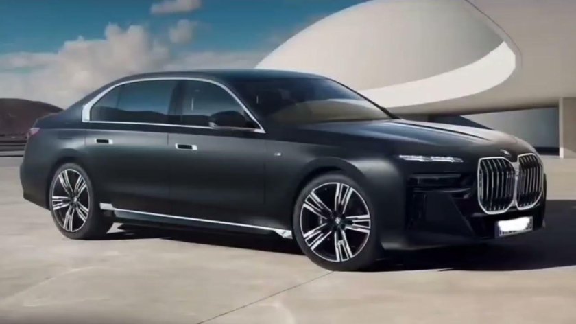 Бмв 760 2023