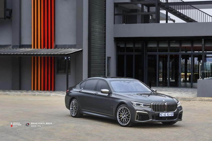 BMW m760li XDRIVE g12