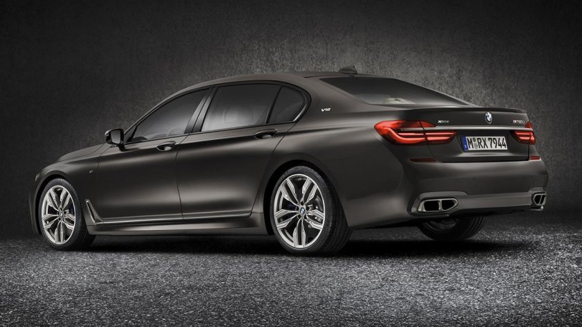 Bmw m760li xdrive