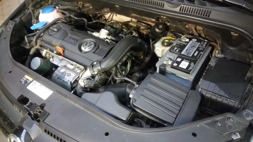 Гольф плюс 1.6 аккумулятор