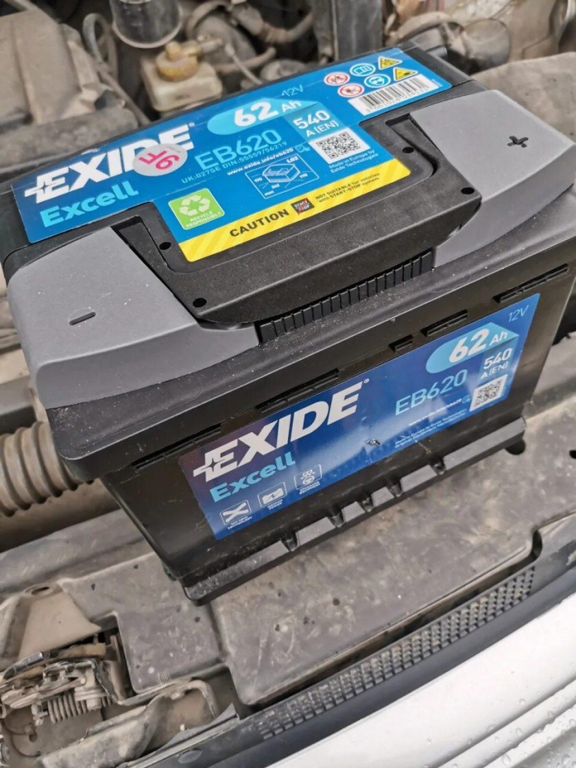 АКБ гольф 4 1.4