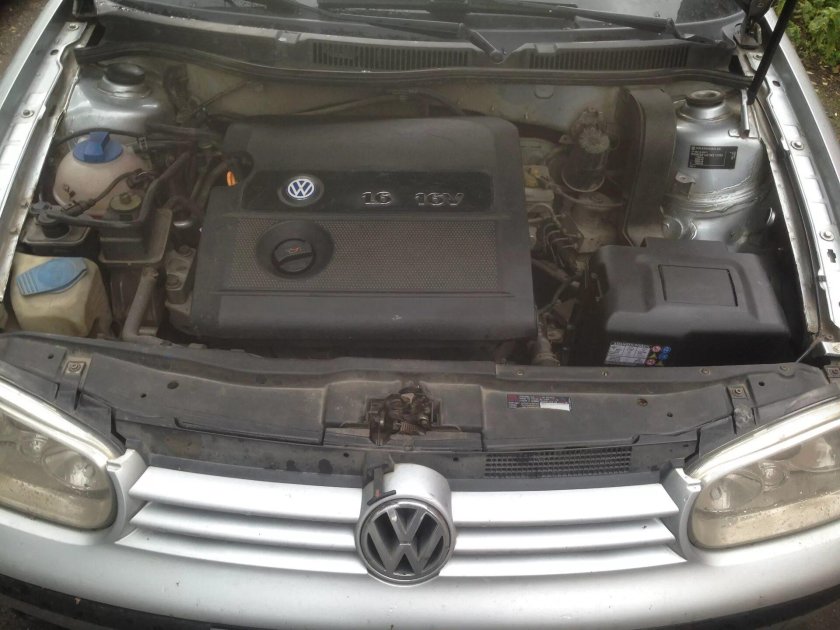 АКБ гольф 4 1.4