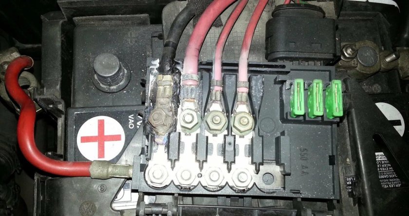 АКБ гольф 4 1.4