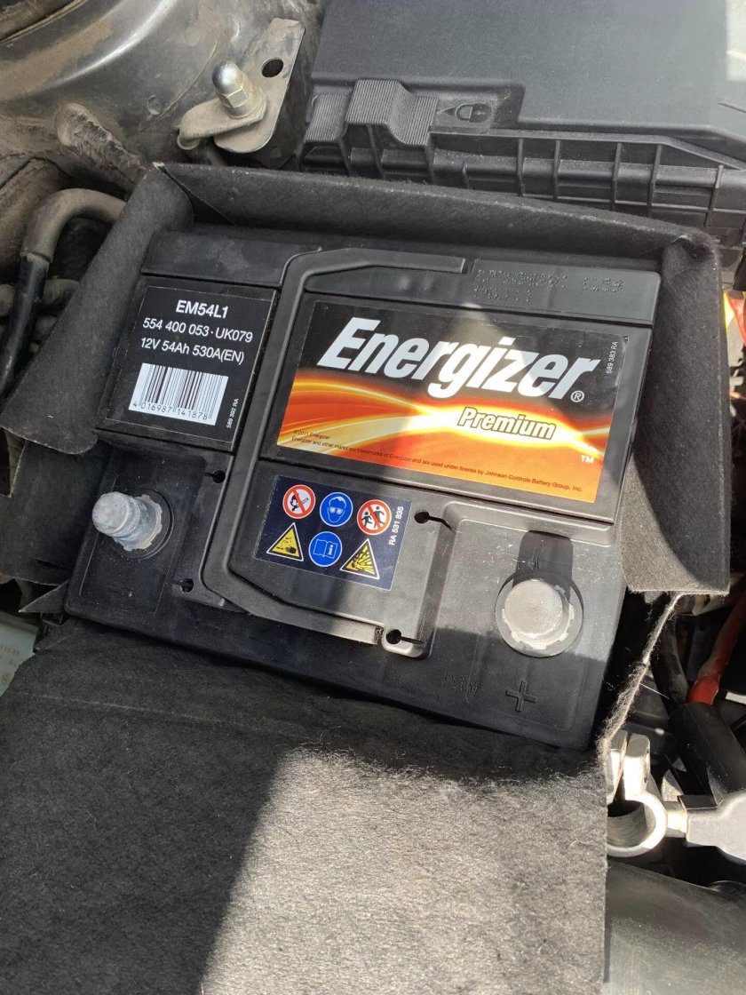 Golf Plus 2011 1.4 аккумулятор