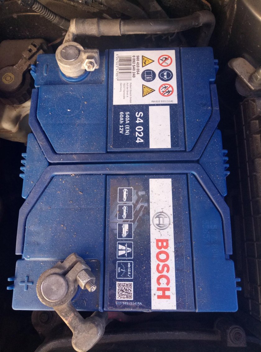 АКБ на гольф 4 1.6