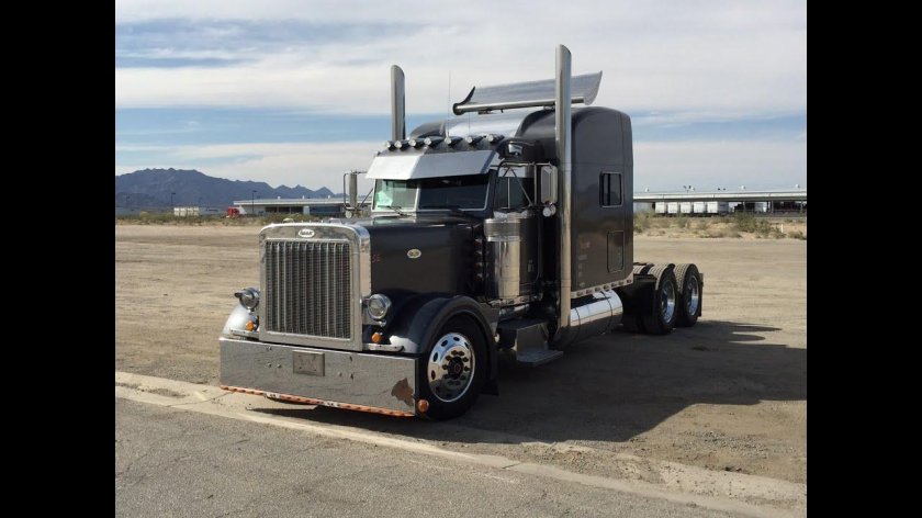 Грузовик Peterbilt 379